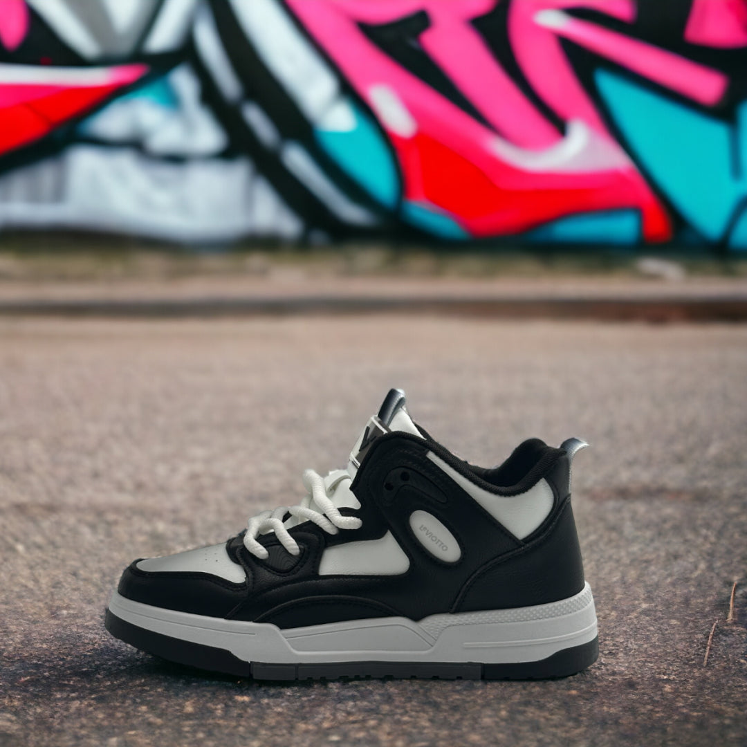 Nova Men's sneakers  Black & White